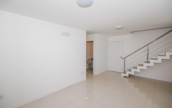 Imagem Apartamento com 4 Quartos à Venda, 250 m² em Camorim - Rio De Janeiro