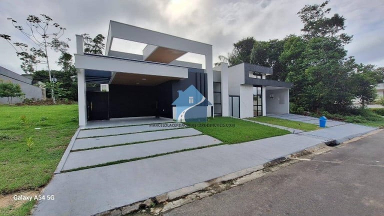 Foto do imóvel Casa com 3 Quartos à Venda, 150 m² em Ponta Negra - Manaus