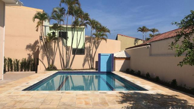 Imagem Casa com 4 Quartos à Venda, 180 m² em Solemar - Praia Grande