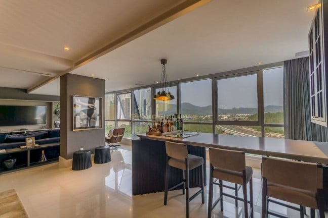 Foto do imóvel Apartamento com 4 Quartos à Venda, 191 m² em Centro - Balneário Camboriú