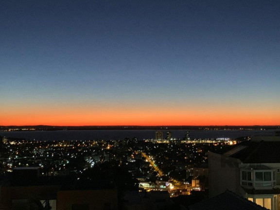 Foto do imóvel Casa com 3 Quartos à Venda,  em Nonoai - Porto Alegre