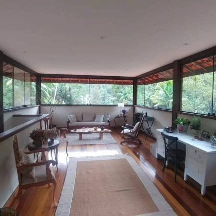 Imagem Casa com 3 Quartos à Venda, 16 m² em Debossam - Nova Friburgo