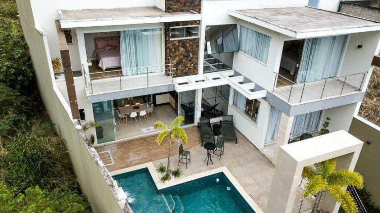 Imagem Casa de Condomínio com 4 Quartos à Venda, 380 m² em Piraquara (cunhambebe) - Angra Dos Reis