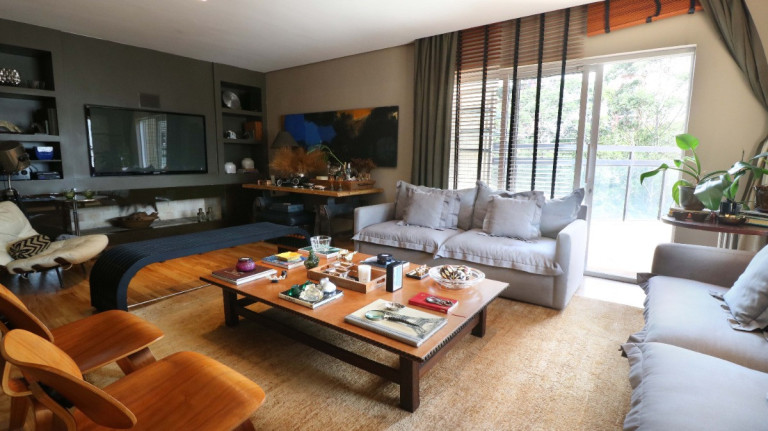 Foto do imóvel Apartamento com 4 Quartos à Venda, 271 m² em Vila Suzana - São Paulo