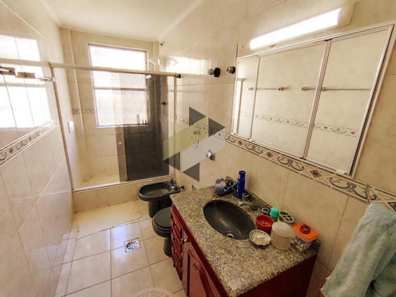 Imagem Apartamento com 3 Quartos à Venda, 177 m² em Gonzaga - Santos
