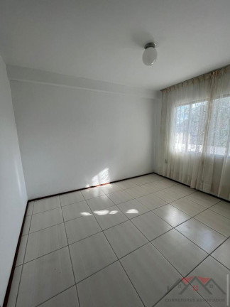 Imagem Sobrado com 6 Quartos à Venda, 443 m² em Nova Brasília - Joinville