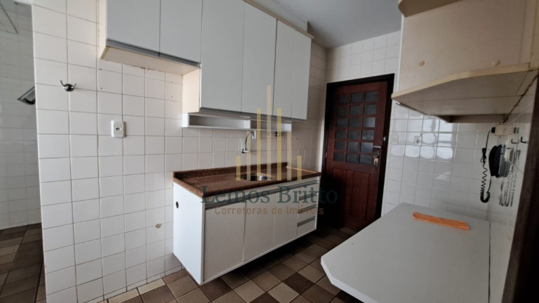 Imagem Apartamento com 3 Quartos à Venda, 108 m² em Caminho Das árvores - Salvador