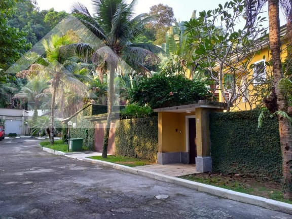 Imagem Casa com 4 Quartos à Venda,  em Vargem Grande - Rio De Janeiro