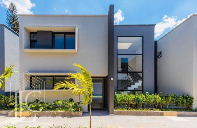 Foto do imóvel Casa com 4 Quartos à Venda, 401 m² em Campo Belo - São Paulo
