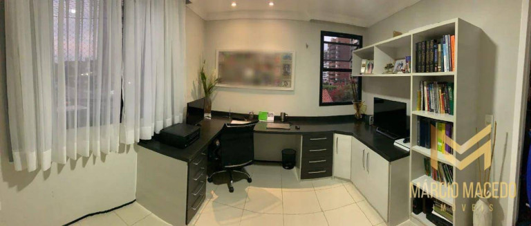 Imagem Apartamento com 3 Quartos à Venda, 243 m² em Patriolino Ribeiro - Fortaleza