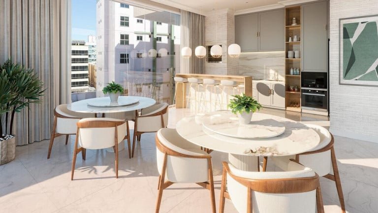 Foto do imóvel Apartamento com 4 Quartos à Venda, 211 m² em Meia Praia - Itapema