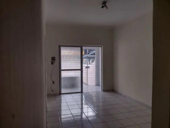 Imagem Casa com 3 Quartos à Venda, 196 m² em Tamarineira - Recife