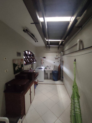 Foto do imóvel Casa com 3 Quartos à Venda, 253 m² em Vila Pires - Santo André