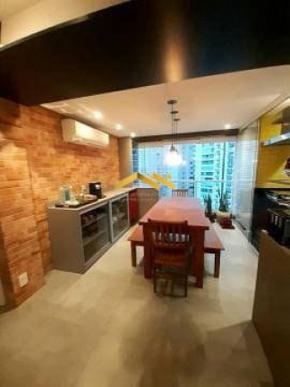 Foto do imóvel Apartamento com 2 Quartos à Venda, 77 m² em Panamby - São Paulo