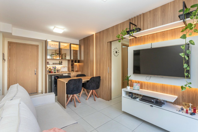 Foto do imóvel Apartamento com 2 Quartos à Venda, 68 m² em Passo Da Areia - Porto Alegre