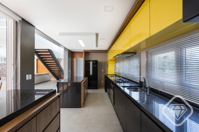 Imagem Casa de Condomínio com 3 Quartos à Venda, 360 m² em Alphaville - Porto Alegre