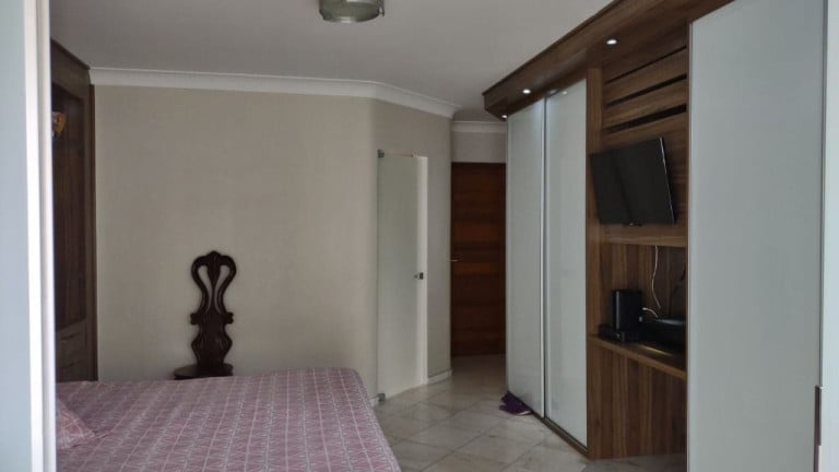 Foto do imóvel Apartamento com 3 Quartos à Venda, 180 m² em Pitangueiras - Guarujá
