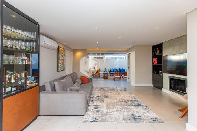 Foto do imóvel Casa com 3 Quartos à Venda, 259 m² em Vila Andrade - São Paulo