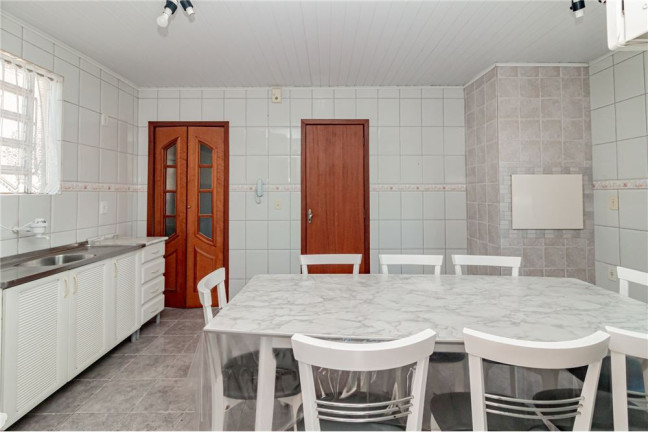 Foto do imóvel Imóvel com 2 Quartos à Venda,  em Passo Da Areia - Porto Alegre
