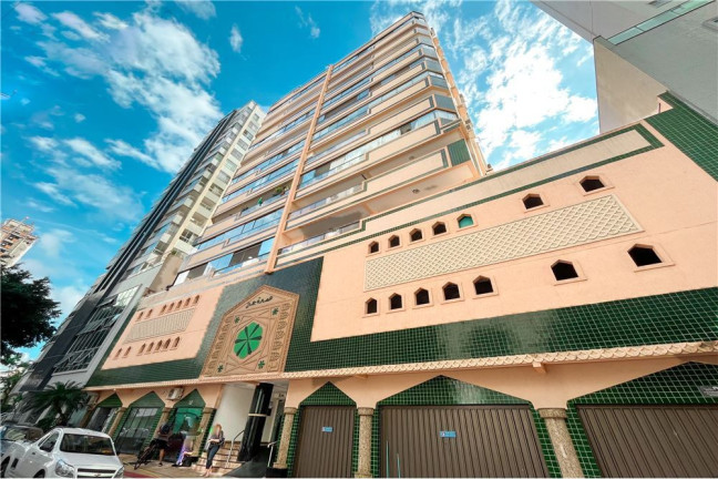 Foto do imóvel Imóvel com 2 Quartos à Venda,  em Pioneiros - Balneário Camboriú