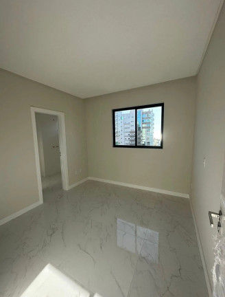 Foto do imóvel Apartamento com 3 Quartos à Venda, 100 m² em Meia Praia - Itapema