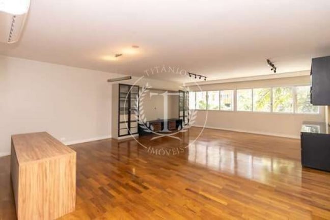 Foto do imóvel Apartamento com 3 Quartos à Venda, 209 m² em Itaim Bibi - São Paulo Foto do imóvel Apartamento com 3 Quartos à Venda, 209 m² em Itaim Bibi - São Paulo