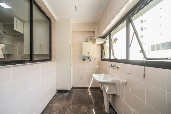 Imagem Apartamento com 4 Quartos à Venda, 172 m² em Campo Belo - São Paulo