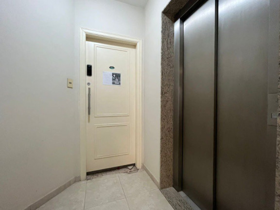 Imagem Apartamento com 3 Quartos à Venda, 303 m² em Gonzaga - Santos