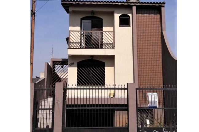 Foto do imóvel Casa com 3 Quartos à Venda, 248 m² em Vila Ivone - São Paulo