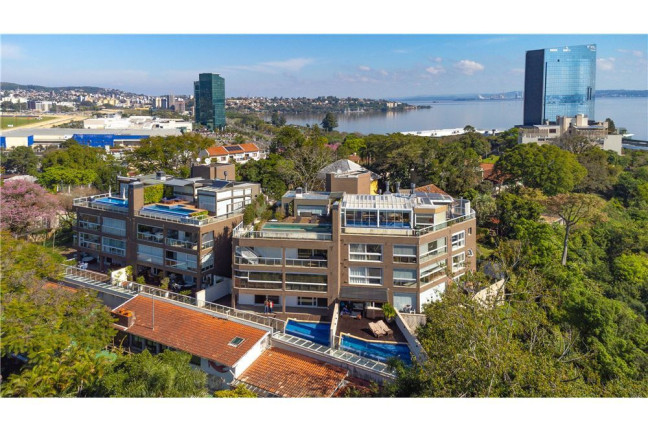 Imagem Apartamento com 3 Quartos à Venda, 315 m² em Cristal - Porto Alegre