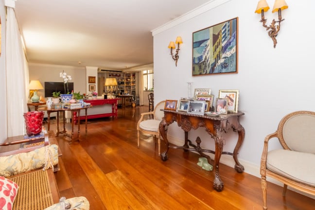 Foto do imóvel Apartamento com 2 Quartos à Venda, 183 m² em Jardim Paulista - São Paulo