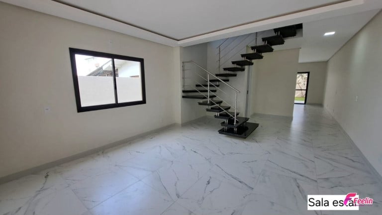 Foto do imóvel Casa com 3 Quartos à Venda, 179 m² em Canasvieiras - Florianópolis