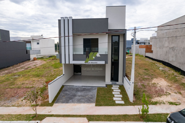 Imagem Casa com 3 Quartos à Venda, 145 m²