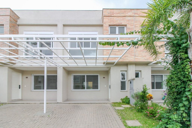 Foto do imóvel Casa com 3 Quartos à Venda,  em Vila Nova - Porto Alegre