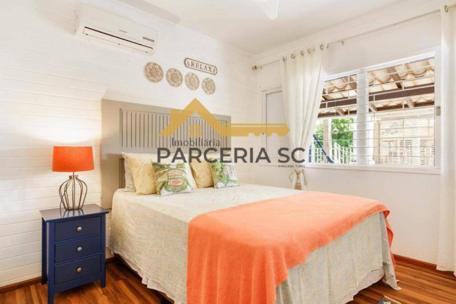 Imagem Casa com 5 Quartos à Venda, 478 m² em Daniela - Florianópolis