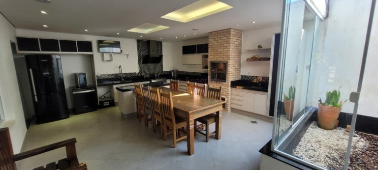 Foto do imóvel Casa com 5 Quartos à Venda, 184 m² em Jardim Ermida I - Jundiaí