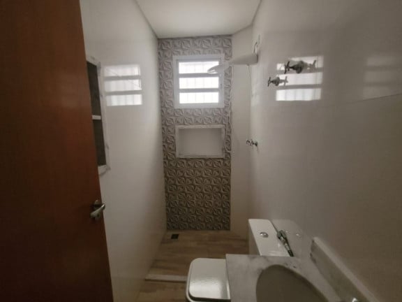 Foto do imóvel Casa com 2 Quartos à Venda, 70 m² em Embaré - Santos