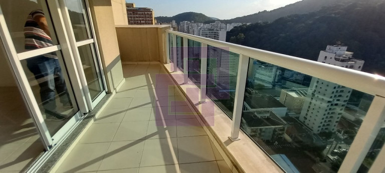Foto do imóvel Apartamento com 3 Quartos à Venda, 185 m² em Pitangueiras - Guarujá