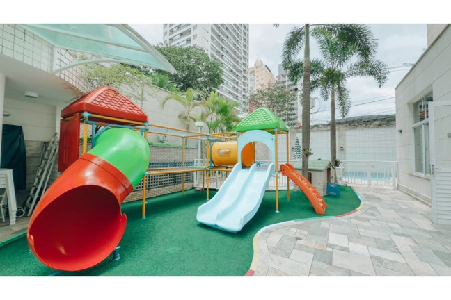 Foto do imóvel Apartamento com 3 Quartos à Venda, 143 m² em Moema - São Paulo