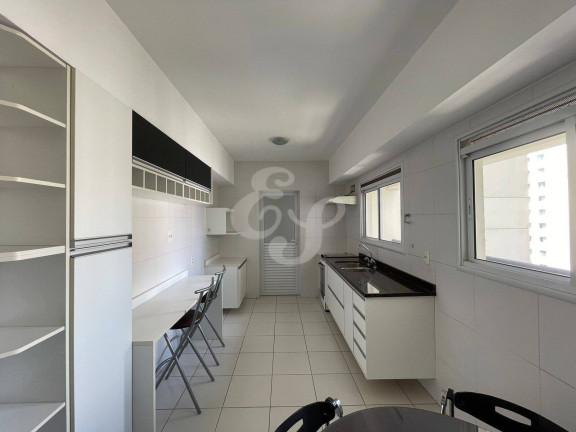 Imagem Apartamento com 4 Quartos à Venda, 212 m² em Alphaville Industrial - Barueri