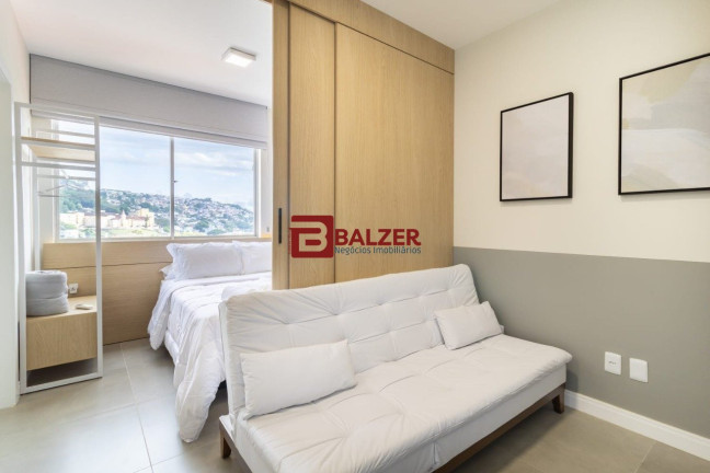 Foto do imóvel Apartamento com 1 Quarto à Venda, 32 m² em Centro - Florianópolis