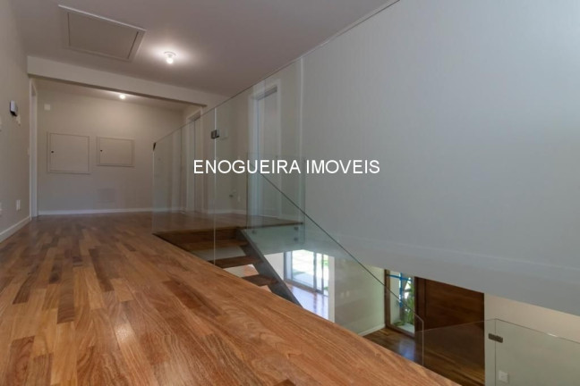 Imagem Sobrado com 4 Quartos à Venda, 370 m² em Alto De Pinheiros - São Paulo
