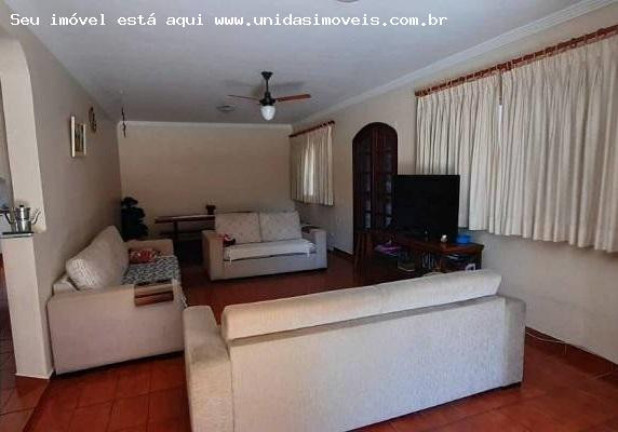 Imagem Casa com 3 Quartos à Venda, 266 m² em Jardim Cruzeiro - São Paulo