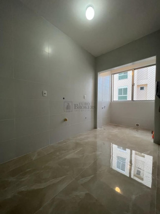 Foto do imóvel Apartamento com 2 Quartos à Venda, 77 m² em Centro - Balneário Camboriú
