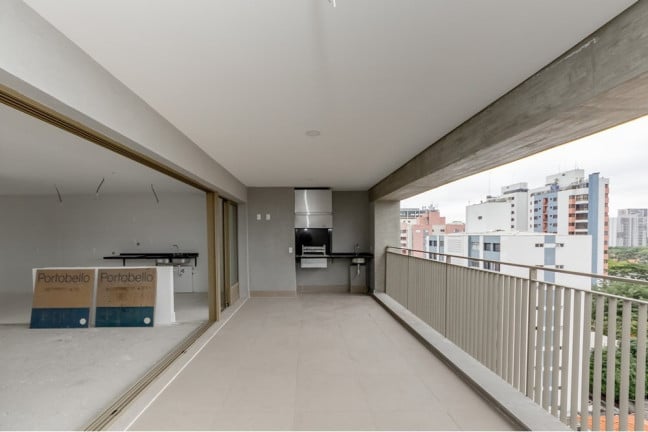 Foto do imóvel Apartamento com 3 Quartos à Venda, 149 m² em Moema - São Paulo