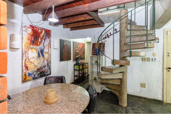 Foto do imóvel Casa com 3 Quartos à Venda,  em Moema - São Paulo