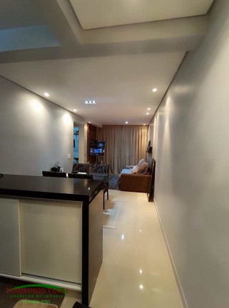 Imagem Apartamento com 2 Quartos à Venda, 48 m² em Jardim Adriana - Guarulhos