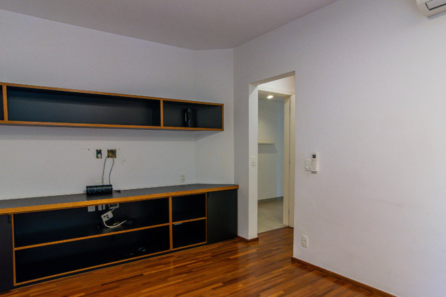 Foto do imóvel Apartamento com 3 Quartos à Venda, 287 m² em Aclimação - São Paulo
