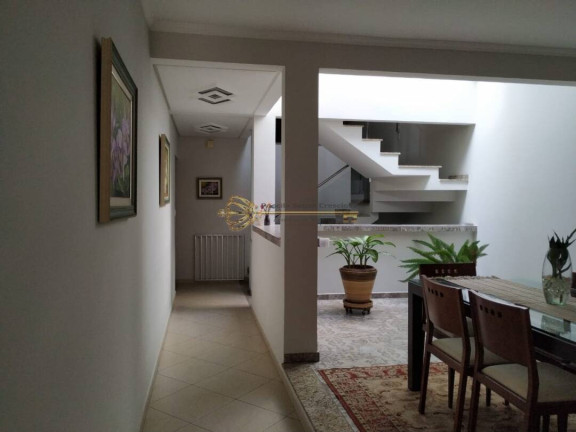 Foto do imóvel Sobrado com 3 Quartos à Venda, 315 m² em Vila Pires - Santo André