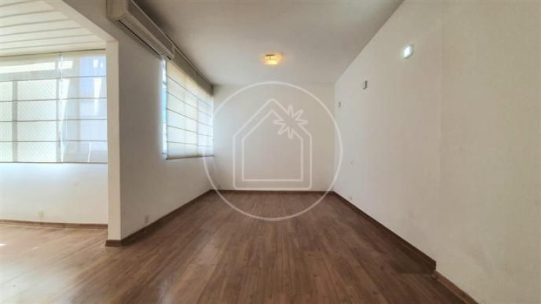 Imagem Apartamento com 3 Quartos à Venda, 136 m² em Leblon - Rio De Janeiro